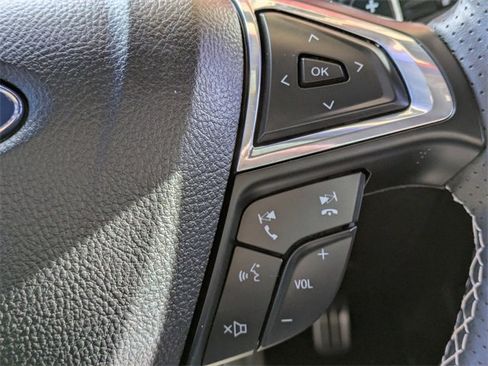 Used 2023 Ford Edge ST image 25