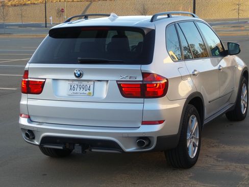 Used 2012 BMW X5 xDrive35d image 3