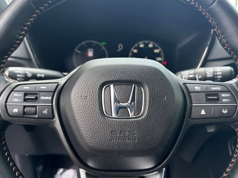 Used 2025 Honda CR-V Sport image 18