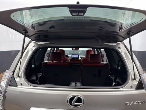 Used 2022 Lexus GX 460 Luxury w/ Off Road Package AWD/4WD image 44