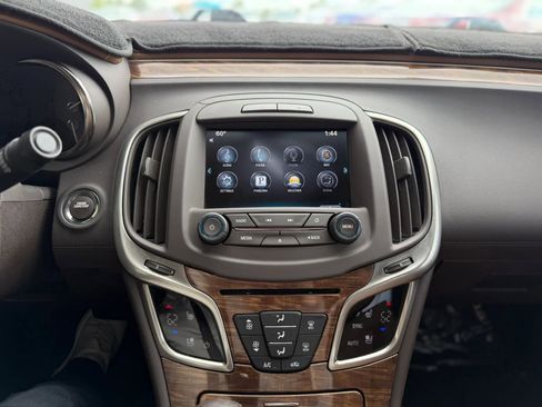 Used 2014 Buick LaCrosse Leather FWD image 9