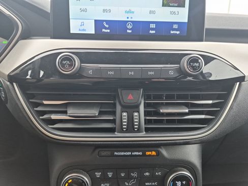 Certified 2020 Ford Escape SE Sport image 32