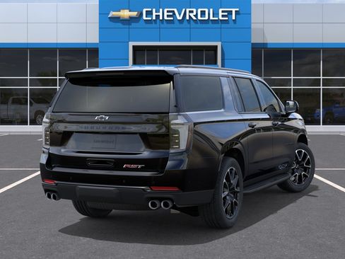 New 2026 Chevrolet Suburban RST w/ Comfort Package AWD/4WD image 4