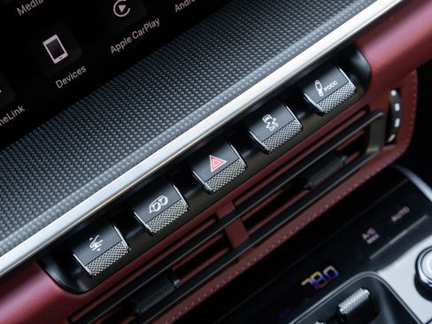 Certified 2025 Porsche 911 Turbo S image 28