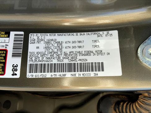 Used 2025 Toyota Tacoma TRD Off-Road image 37
