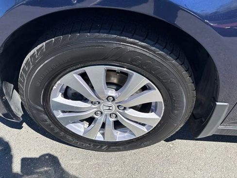 Used 2015 Honda Odyssey EX-L image 10