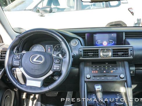 Used 2019 Lexus IS 300 300 image 39