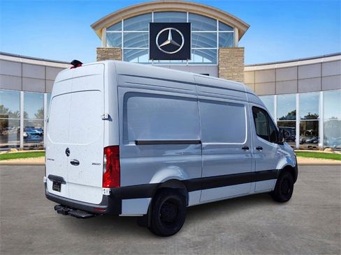 New 2025 Mercedes-Benz Sprinter 2500 image 4