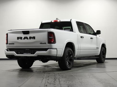 Used 2025 RAM 1500 Big Horn AWD/4WD image 4