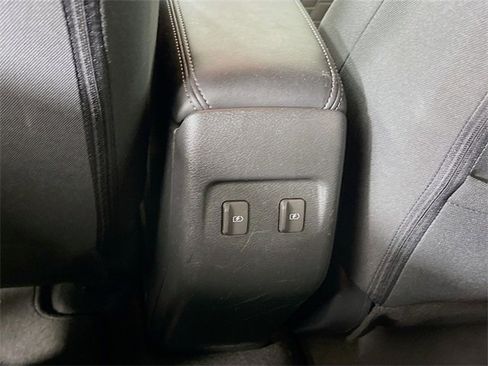 Used 2022 Nissan Kicks SV image 24