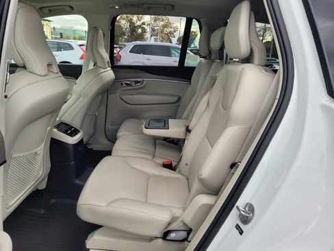Certified 2023 Volvo XC90 T8 Plus w/ Protection Package Premier image 11