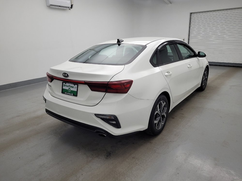 Used 2020 Kia Forte LXS FWD image 9