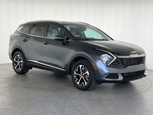 Used 2023 Kia Sportage EX image 9