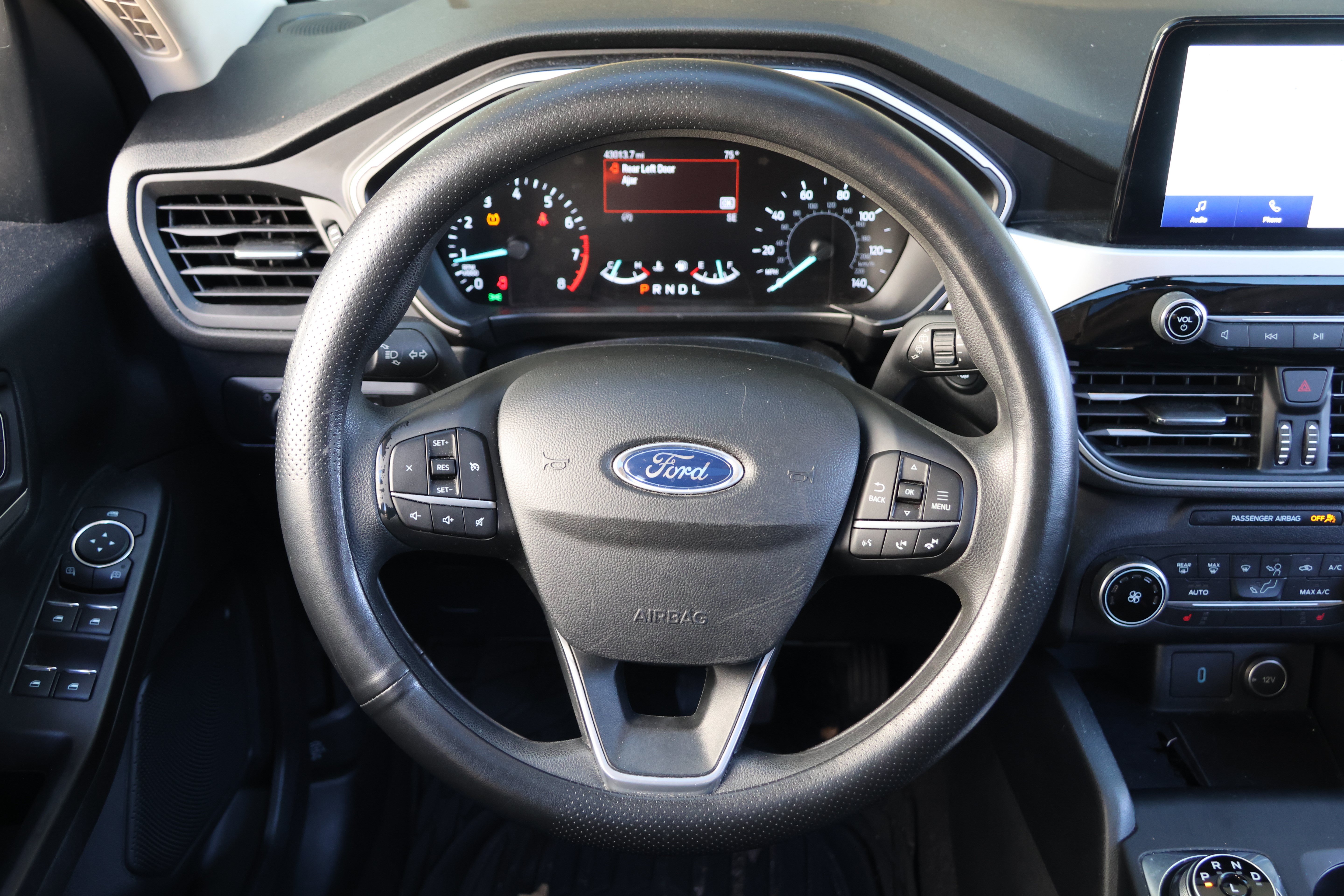 Used 2020 Ford Escape SE FWD image 29