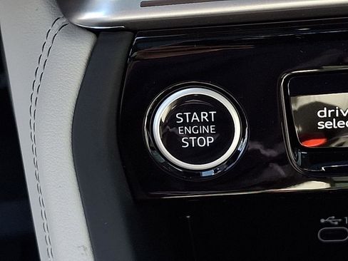 New 2026 Audi Q5 Premium image 19