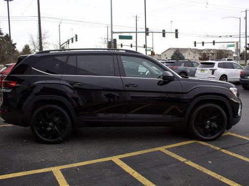 New 2026 Volkswagen Atlas SE image 4