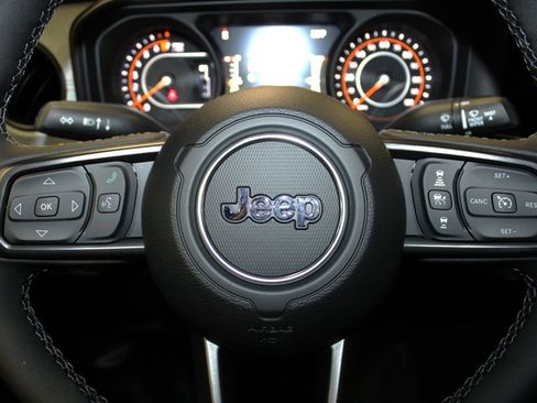 New 2026 Jeep Gladiator Sport image 11