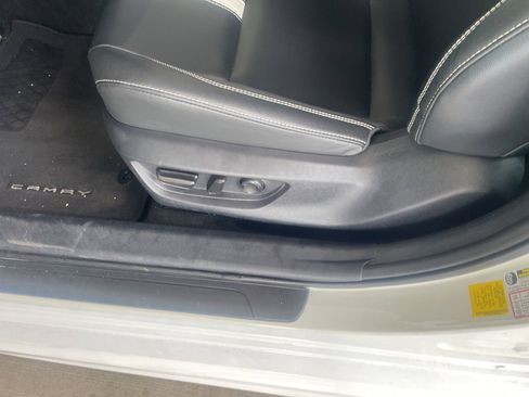 Used 2025 Toyota Camry SE image 20