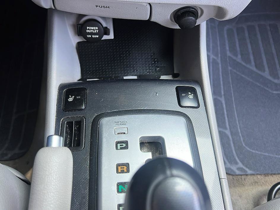 Used 2006 Hyundai Sonata GLS FWD image 23
