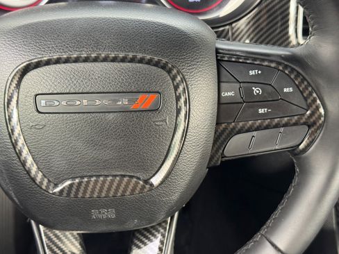 Used 2019 Dodge Charger SXT image 20