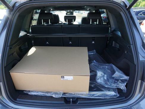 Certified 2025 Mercedes-Benz GLB 250 image 50