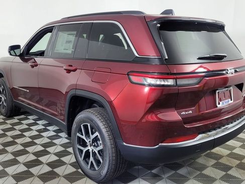 New 2025 Jeep Grand Cherokee Limited image 5