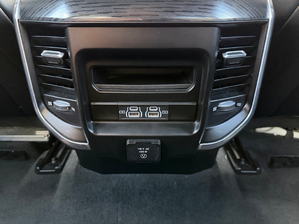 Used 2023 RAM 1500 Laramie AWD/4WD image 28