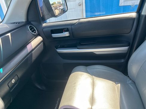 Used 2014 Toyota Tundra SR5 image 10