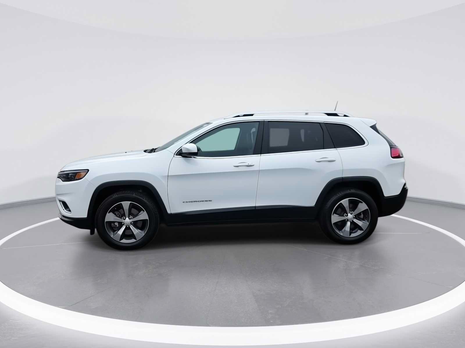 Used 2020 Jeep Cherokee Limited AWD/4WD image 5