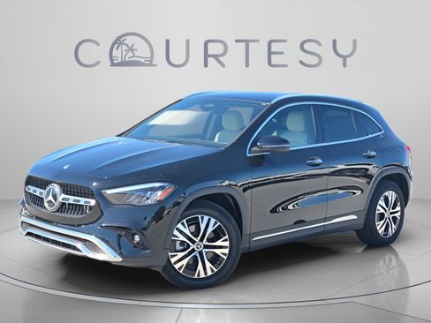 Used 2026 Mercedes-Benz GLA 250 4MATIC image 1
