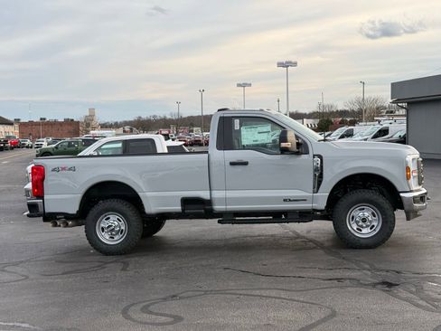 New 2026 Ford F350 4x4 Regular Cab Super Duty image 7