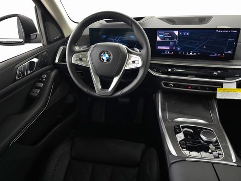 Used 2026 BMW X7 xDrive40i w/ Premium Package AWD/4WD image 21