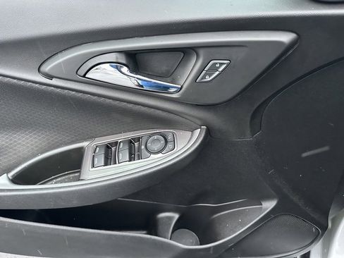 Used 2021 Chevrolet Malibu LS w/ Driver Confidence Package II image 18