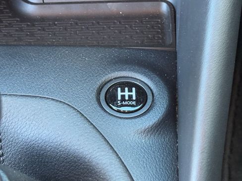 Certified 2024 Nissan Z Performance w/ Floor Mat Package image 25