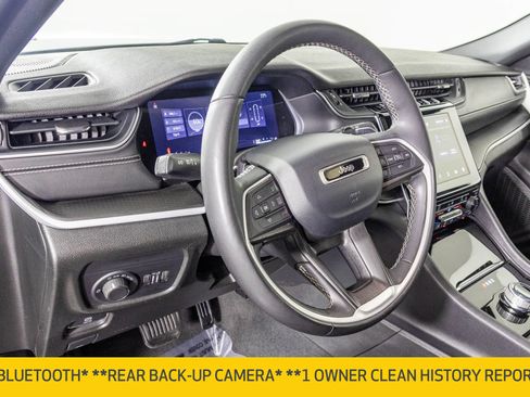 Used 2024 Jeep Grand Cherokee Altitude AWD/4WD image 5