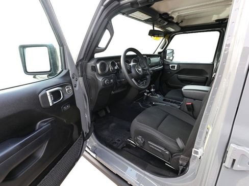Used 2023 Jeep Wrangler Unlimited Sport AWD/4WD image 12