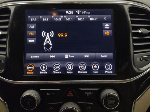 Used 2019 Jeep Grand Cherokee Limited RWD image 25