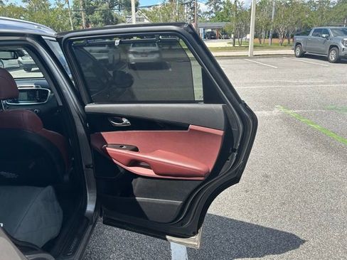 Used 2017 Kia Sorento SX AWD/4WD image 5