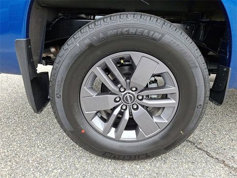 New 2026 Nissan Frontier SV w/ SV Convenience Package image 8