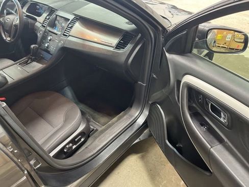 Used 2016 Ford Taurus SEL w/ Equipment Group 201A AWD/4WD image 23