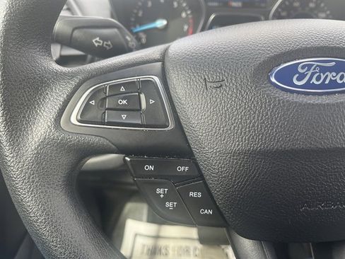 Used 2019 Ford Escape SE image 21
