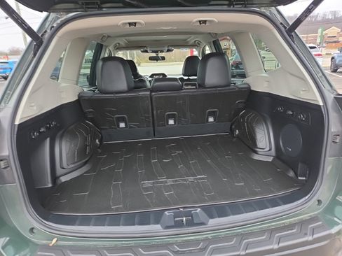 Used 2023 Subaru Forester Touring image 17