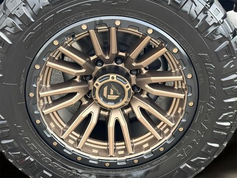 Used 2023 Ford F250 Lariat image 46