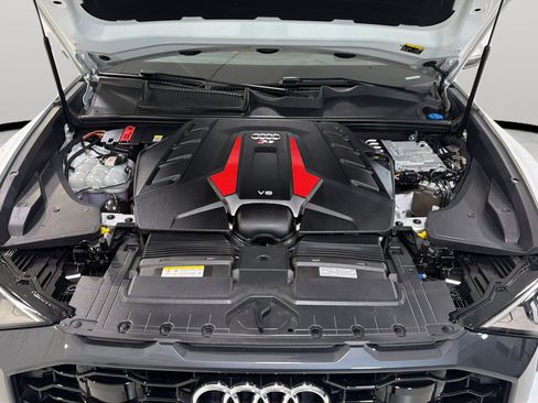 Used 2022 Audi RS Q8 AWD/4WD image 25