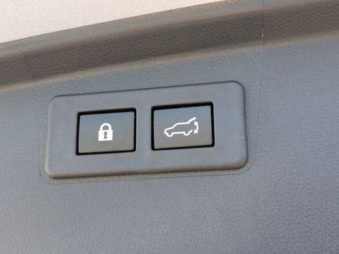 Certified 2023 Subaru Outback Premium image 13