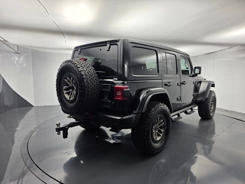 Used 2024 Jeep Wrangler Unlimited Rubicon 392 AWD/4WD image 4