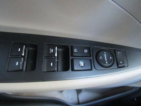 Used 2016 Hyundai Tucson Limited w/ Option Group 03 image 36