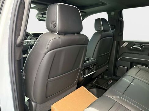 New 2026 GMC Sierra 2500 AT4X AWD/4WD image 13