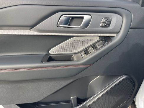 New 2026 Ford Explorer ST w/ Sun And Sound Package image 7