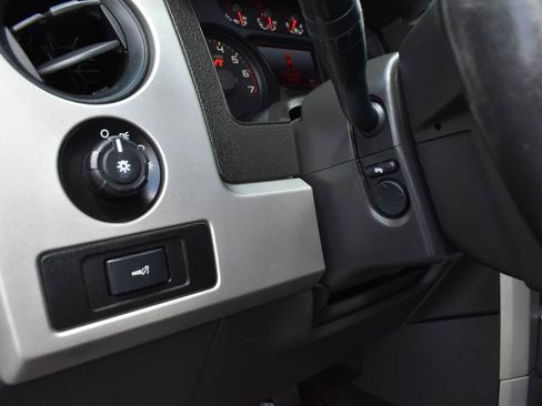Used 2014 Ford F150 Raptor w/ Equipment Group 801A Luxury AWD/4WD image 41